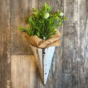 Farmhouse Wall Decor - Faux Greenery - Home Decor